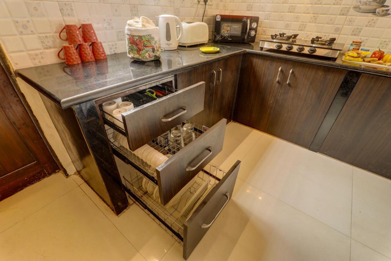 Ludo Private Pool Villa, Wifi-Caretaker-Parking, North Goa Бага Екстериор снимка