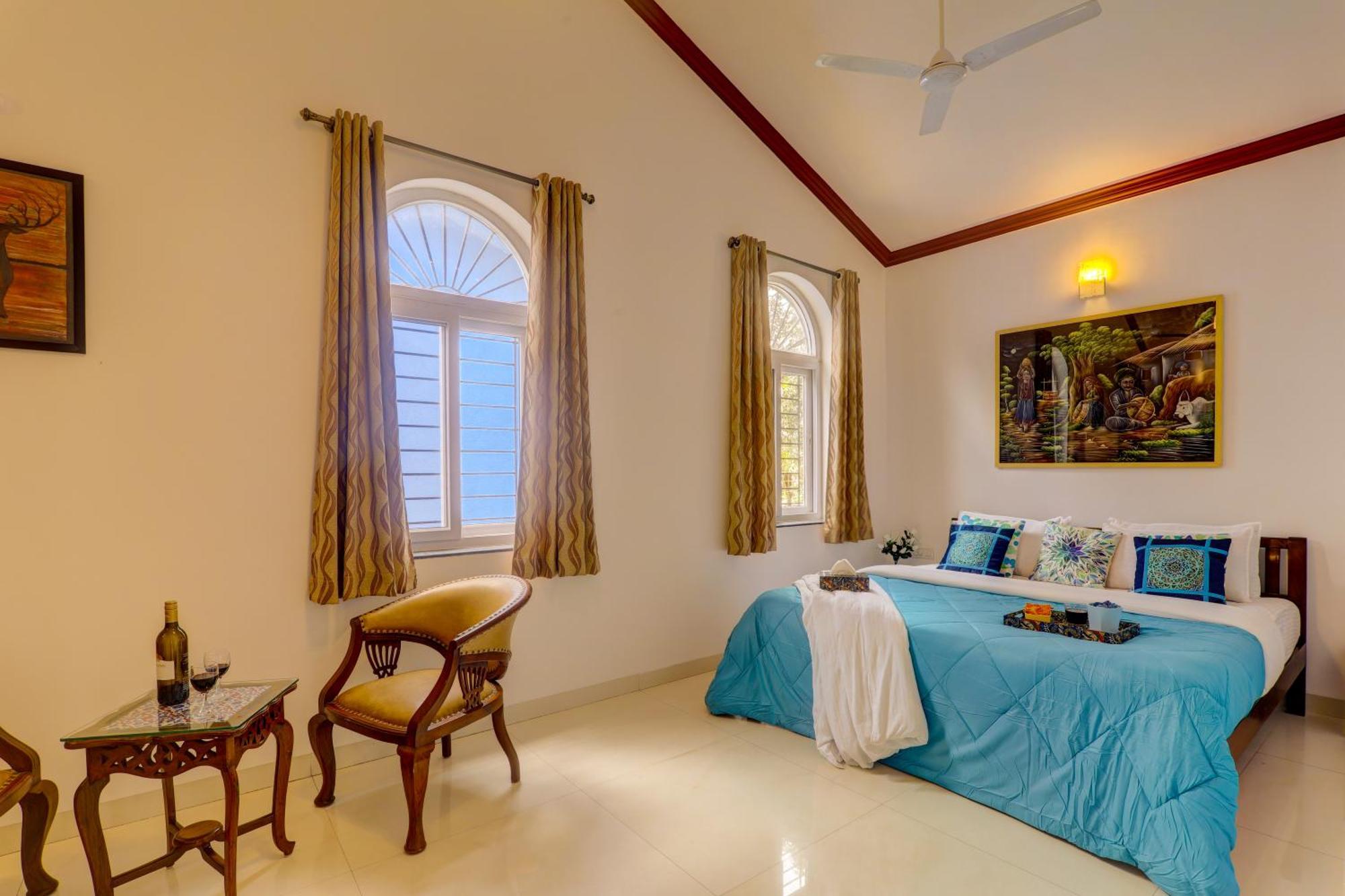 Ludo Private Pool Villa, Wifi-Caretaker-Parking, North Goa Бага Екстериор снимка