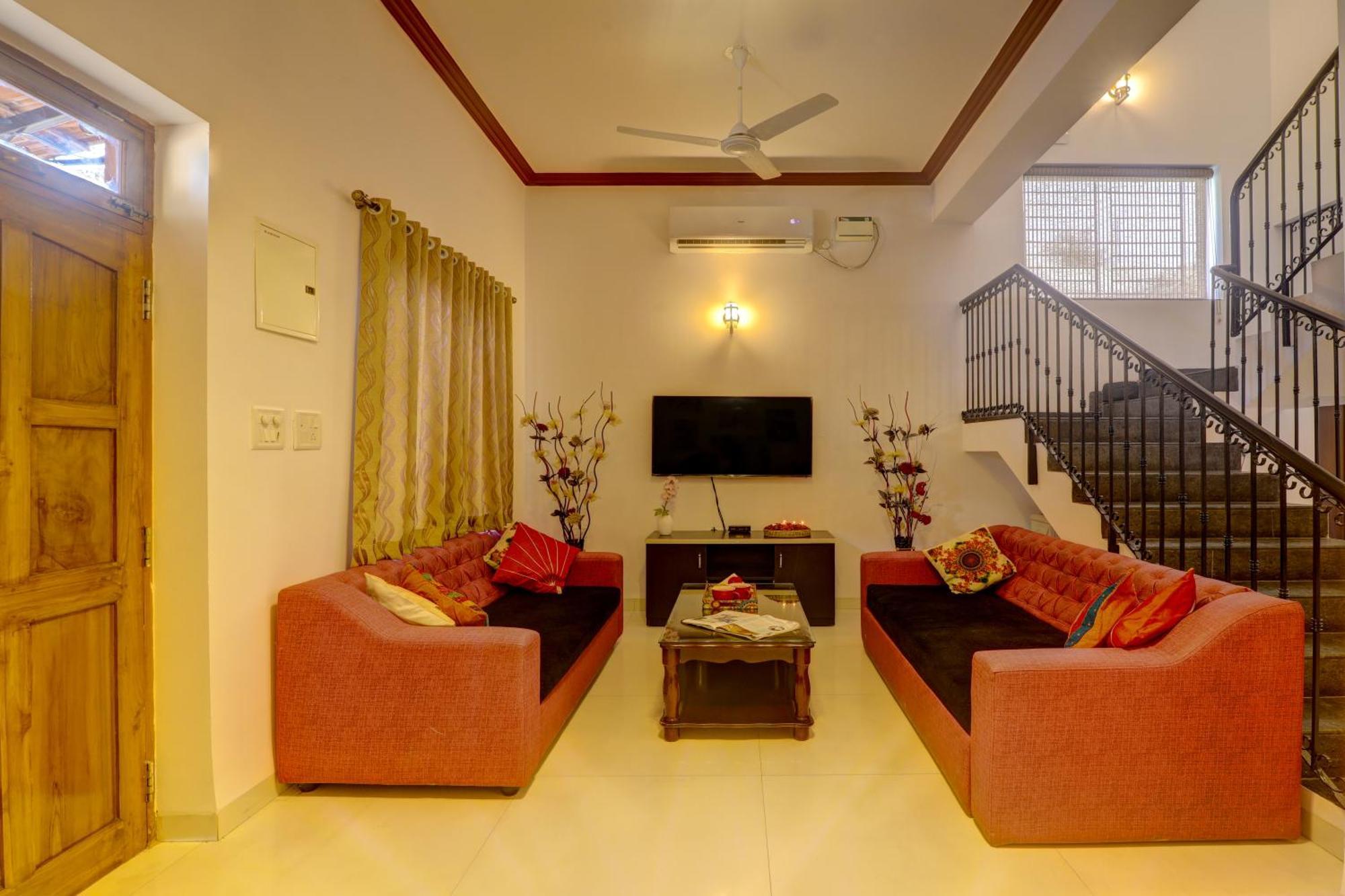 Ludo Private Pool Villa, Wifi-Caretaker-Parking, North Goa Бага Екстериор снимка